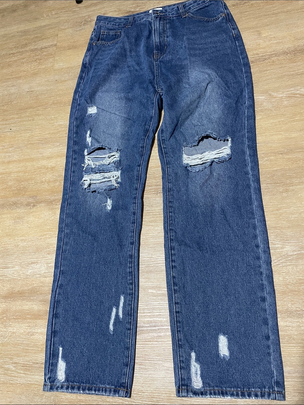 Pink Lily Women's Distressed Dark Indigo Straight Jeans